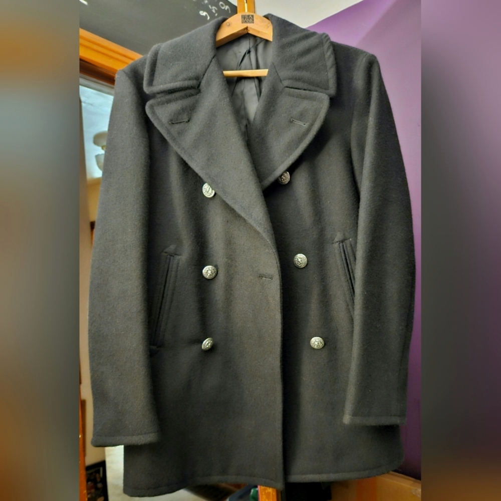 Vintage 1979 Authentic US NAVY Issue Double Breasted Black Pea Coat Size 36R